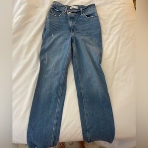 Abercrombie and Fitch 90s Ultra High Rise Straight Jeans
